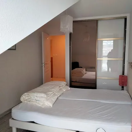 Duplex De Charme - Proche Plage, Port & Rues Pietonnes Avec Parking Prive - Fr-1-331-6 Les Sables-dʼOlonne